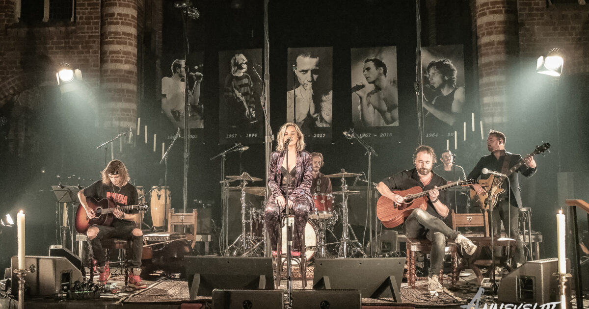 Tribute To MTV Unplugged-DOMUSDELA- Ontmoeten Vieren Verblijven