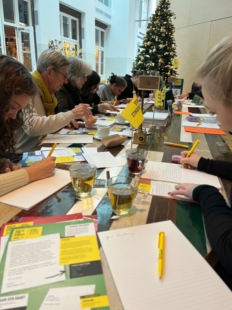 Amnesty International Write for Rights DOMUSDELA